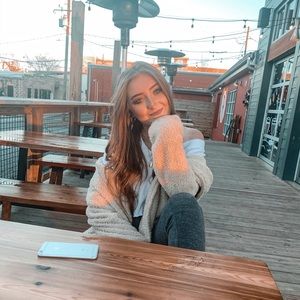 Meet your Posher, Bailee